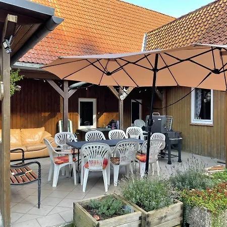 Altes Haus, Untere Etage